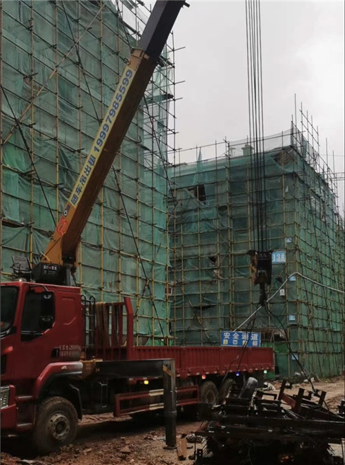瑞昌市“慢工细活”—— 吊车的 “微动控制” 技术